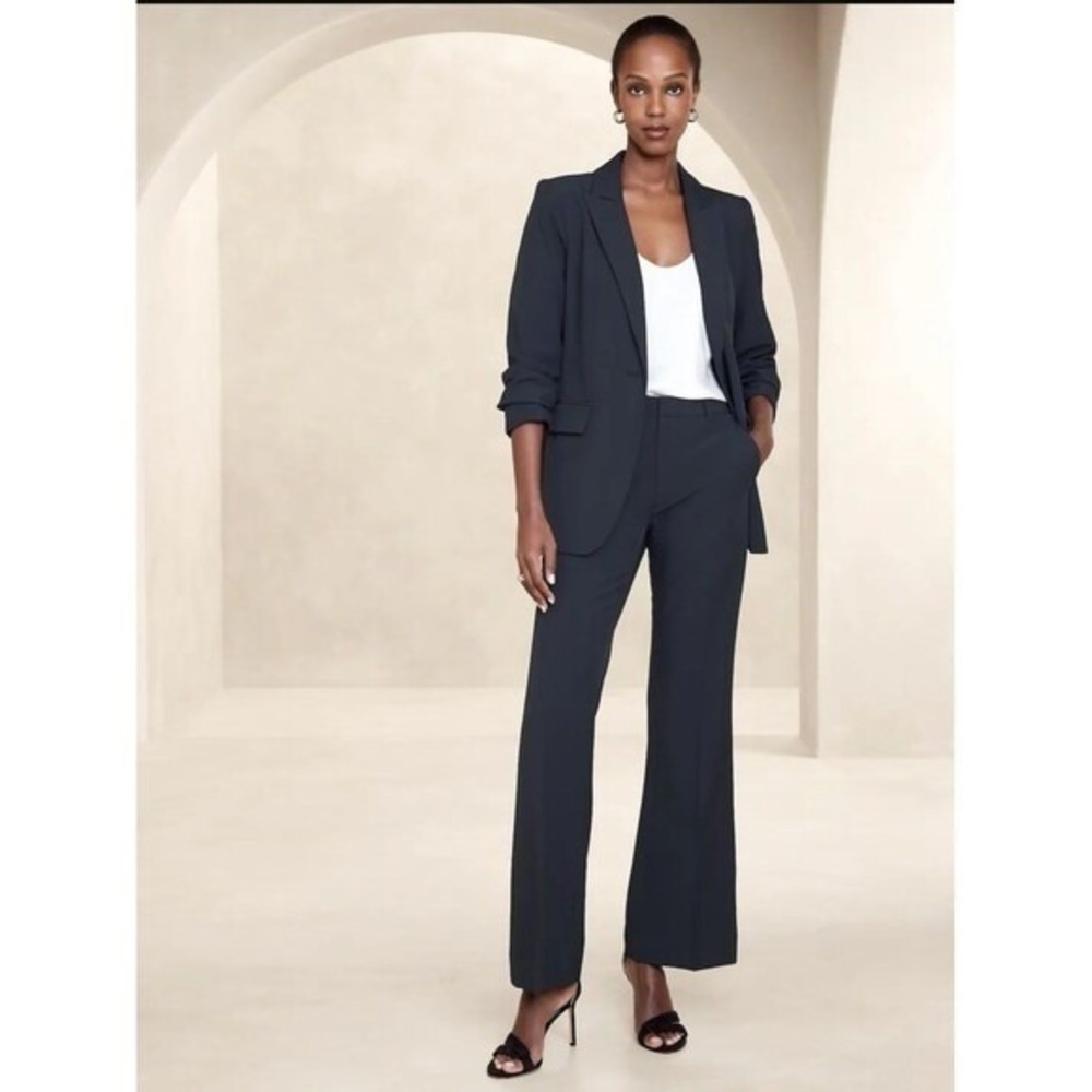 New Banana Republic Pants Size 6 Navy Blue Sculpted High Rise Stretch Bootcut